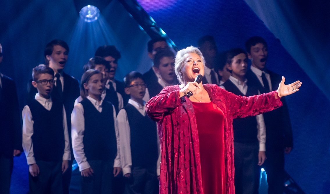 Ginette Reno Mario Pelchat Et Plusieurs Autres Dans Ce Grand Spectacle