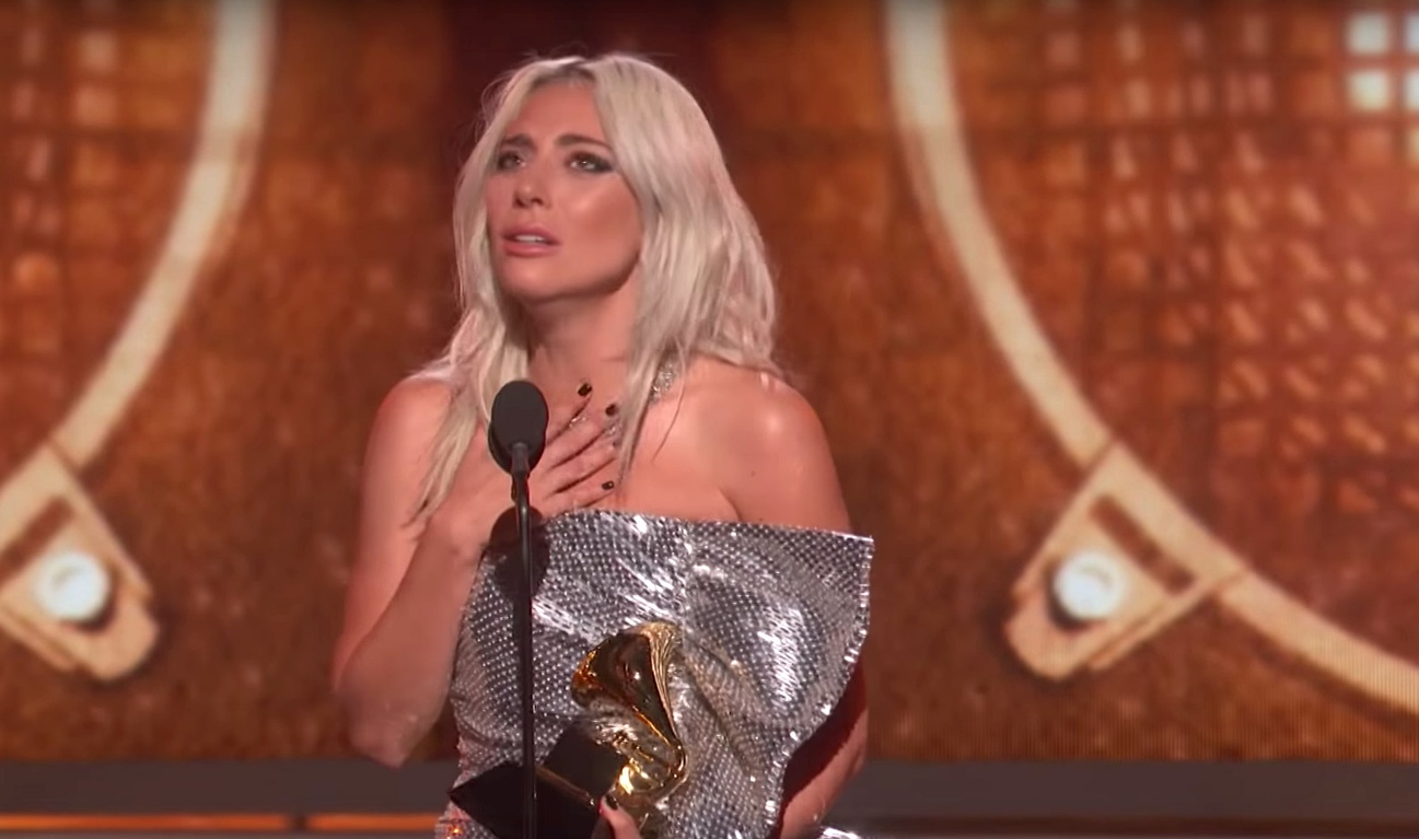 Vidéo : Les remerciements de Lady Gaga aux Grammys en ont ému plus d'un