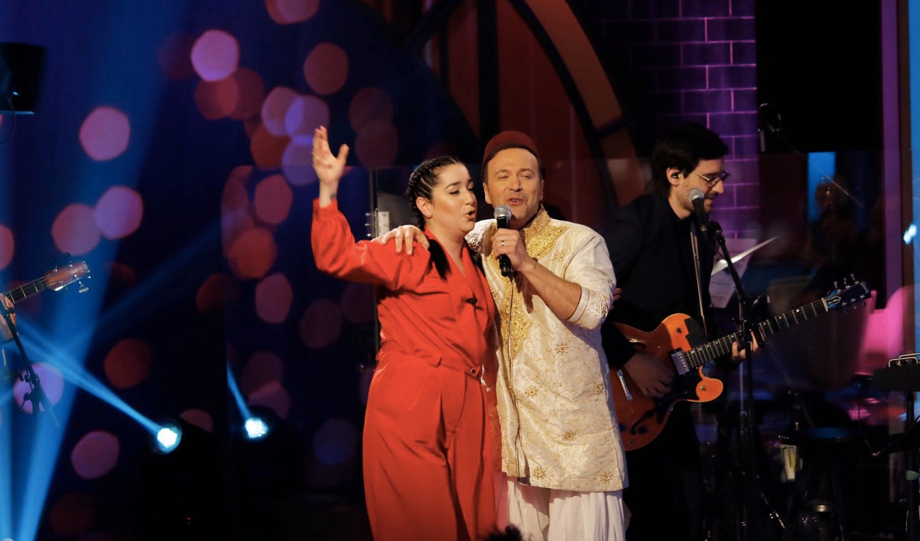 Joël Legendre chante « Un nouveau monde » d'Aladdin pour Mariana Mazza