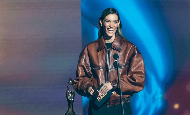 Image de l'article Charlotte Cardin chante avec son amoureux et le résultat est enchanteur