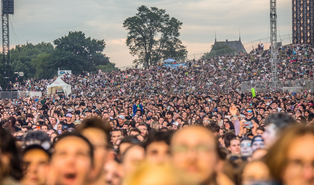 Foule au FEQ 2022 pour Halsey